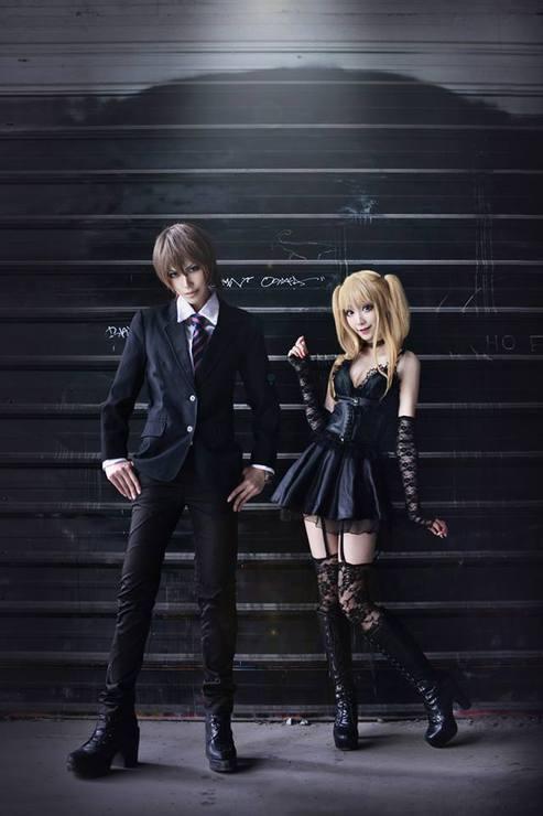 Light Yagami and Misa Amane Cosplay