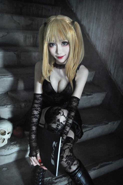 Sexy Misa Amane Cosplay