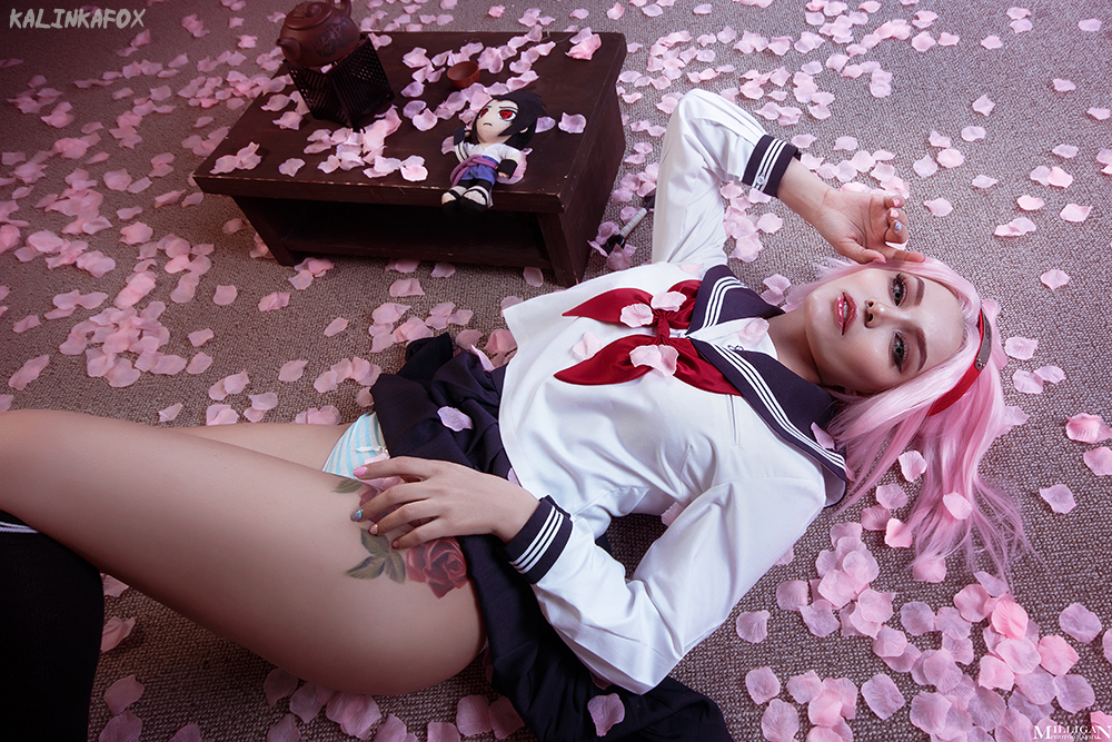 Ecchi Sakura Cosplay 