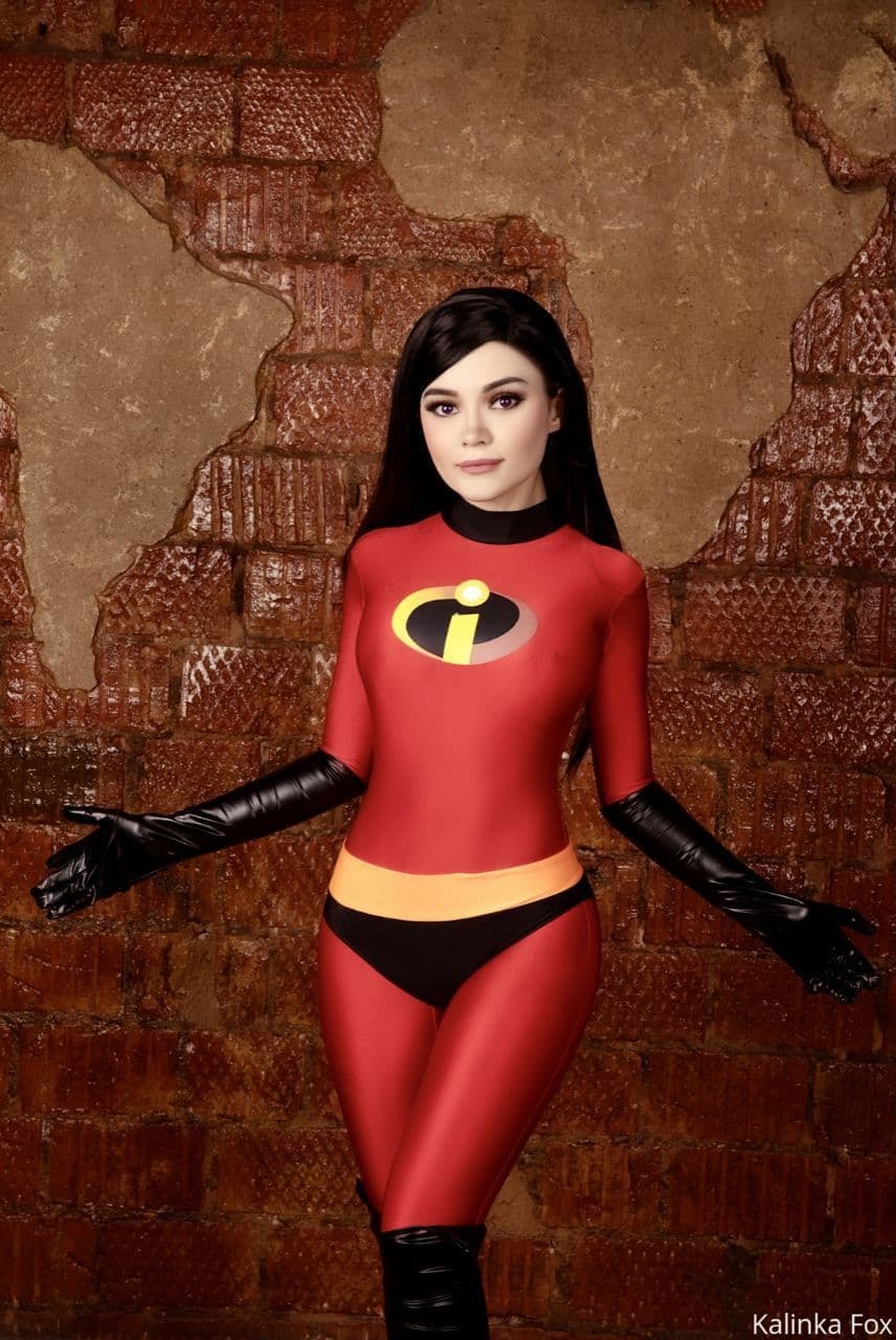 The Most Incredible Violet Parr Cosplay Collection By