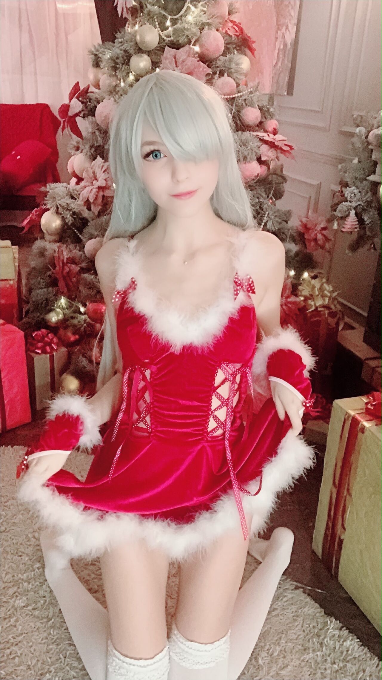 Elizabeth Nude Christmas Cosplay - Tsuki Desu
